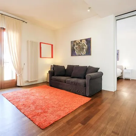 Appartamento Terrazza Garibaldi By Postcardsfrom Verona
