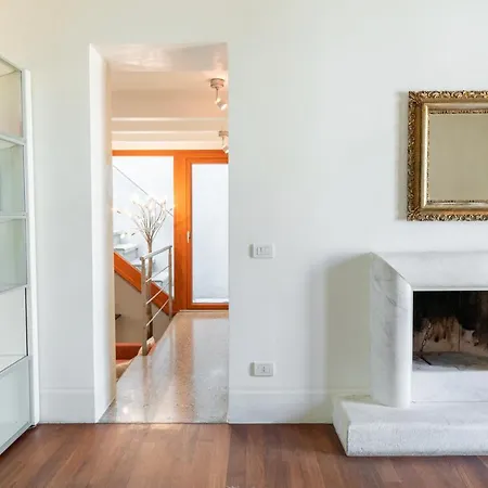 Terrazza Garibaldi By Postcardsfrom Lejlighed