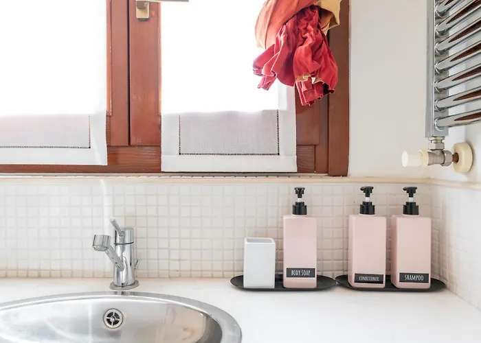 公寓 Terrazza Garibaldi By Postcardsfrom *