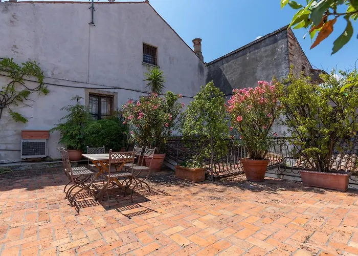 Terrazza Garibaldi By Postcardsfrom דירה ורונה