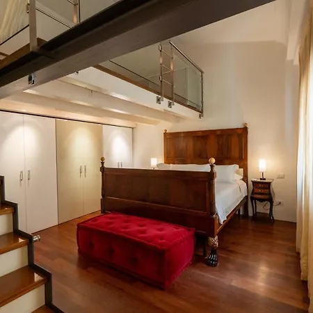 Terrazza Garibaldi By Postcardsfrom Apartman *