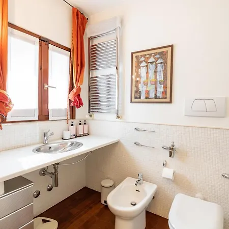 Terrazza Garibaldi By Postcardsfrom Apartman