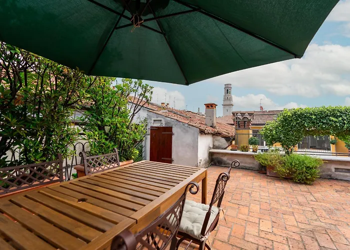 Terrazza Garibaldi By Postcardsfrom 아파트